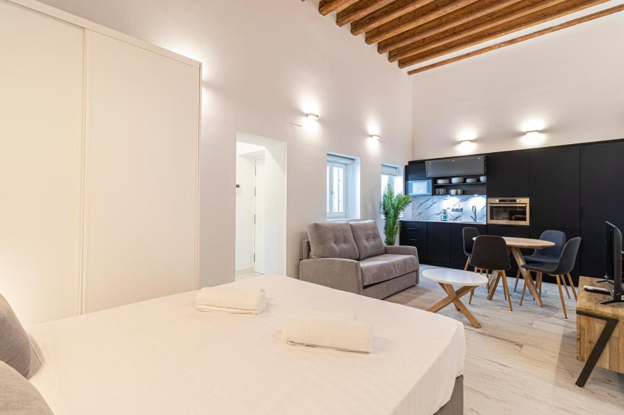 Allo Apartments San Roque 2ºc Кадис Екстериор снимка